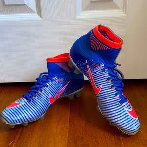 Nike Women's Mercurial Superfly V FG Soccer Cleat